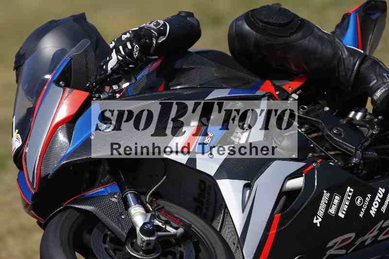 /Archiv-2023/28 05.06.2023 Moto Club Anneau du Rhin/rouge-expert/1